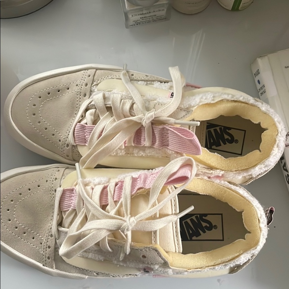CUSTOM MADE MEMORY FOAM VANS